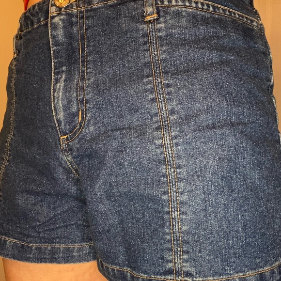 Roots woman jeans short size 8 - Picture 2 of 3